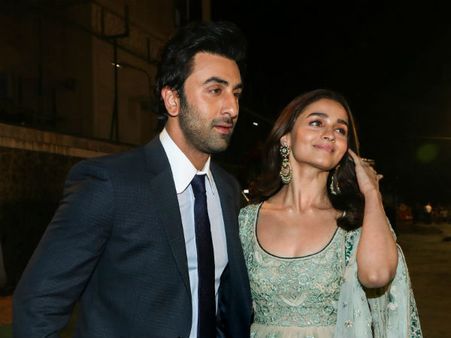 ಫಿಲಂಫೇರ್ ಪ್ರಶಸ್ತಿ ಗೆದ್ದ 'ಲವ್ ಬರ್ಡ್ಸ್' ರಣಬೀರ್, ಆಲಿಯಾ ಭಟ್