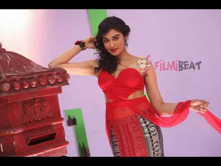 ಆದಾ ಶರ್ಮಾ ಕನ್ನಡಕ್ಕೆ ಆಗಮಿಸಿ 4 ವರ್ಷ ಆಯ್ತು