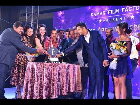 ಎಫ್ ಟಿವಿಯ ಮೊಟ್ಟ ಮೊದಲ ಫ್ಯಾಷನ್ ಕ್ಯಾಲೆಂಡರ್ ಲಾಂಚ್