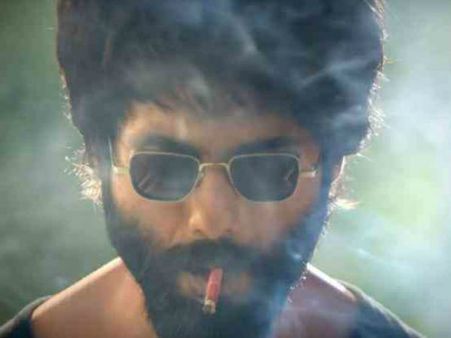 ಅರ್ಜುನ್ ರೆಡ್ಡಿ ಮೀರಿಸುವಂತಿದೆ ಕಬೀರ್ ಸಿಂಗ್