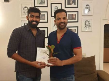 ಸತೀಶ್ ನೀನಾಸಂ ಕೈ ಸೇರಿದ ಡಾ.ರಾಜ್ ಮೊಮ್ಮಗನ ಮದುವೆ ಪತ್ರಿಕೆ