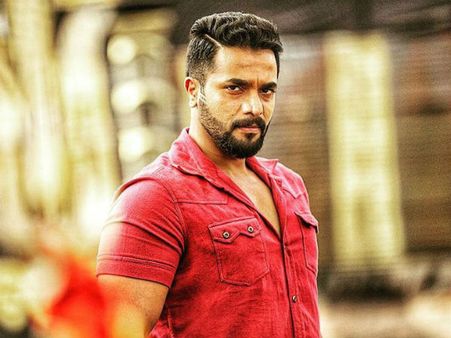 ಶ್ರೀಮುರಳಿಗೆ ಹೊಡೆಯೋಕೆ ಸ್ಕೆಚ್ ಹಾಕಿದ್ರಂತೆ ಆ ಡೈರೆಕ್ಟರ್