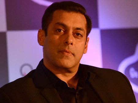 ಬಾಕ್ಸಾಫೀಸ್ ಸುಲ್ತಾನ್ : 100 ಕೋಟಿ ರು ಗಳಿಸಿದ ಸಲ್ಮಾನ್ ಫಿಲಂಗಳು