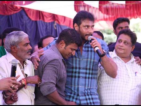 ದರ್ಶನ್-ಪುನೀತ್ ಈಗ ಹೊಸ 'ದಿಗ್ಗಜರು': ಯಾವ ವಿಷ್ಯಕ್ಕೆ?