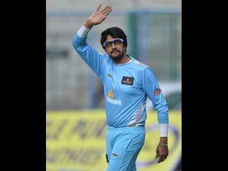 ದಿ ಓವೆಲ್ ಮೈದಾನದಲ್ಲಿ ಕ್ರಿಕೆಟ್ ವೀಕ್ಷಿಸುತ್ತಿರುವ ಕಿಚ್ಚ ಸುದೀಪ್