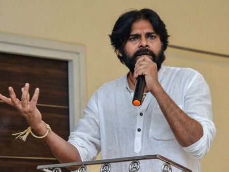 ಮೈಕೊಡವಿಕೊಂಡು ಎದ್ದ ಪವನ್ ಕಲ್ಯಾಣ್, ಪಕ್ಷದ ಮುಖವಾಣಿಗೆ ಚಾಲನೆ