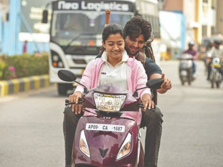 Dear Comrade Review : ಬಾಬಿ - ಲಿಲ್ಲಿಯ ಎಮೋಷನಲ್ ಲವ್ ಸ್ಟೋರಿ