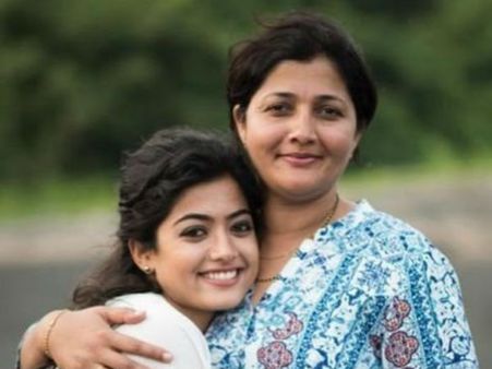 ಕಿರಿಕ್ ಬೆಡಗಿಯ ವಿರುದ್ಧ ರೊಚ್ಚಿಗೆದ್ದ ನೆಟ್ಟಿಗರಿಗೆ ವ್ಯಂಗ್ಯ ಮಾಡಿದ ರಶ್ಮಿಕಾ ತಾಯಿ