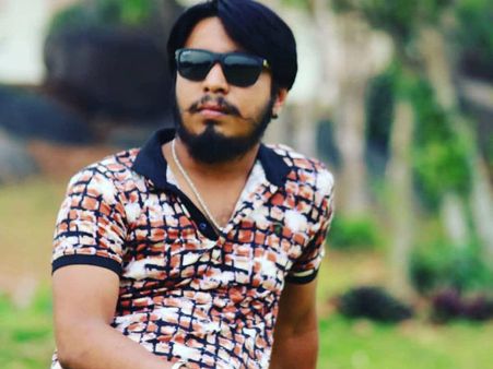 ಅಪ್ಪಟ ಅಭಿಮಾನಿ ಆರ್ಯ ನಿಧನಕ್ಕೆ ಕಂಬನಿ ಮಿಡಿದ ಕಿಚ್ಚ ಸುದೀಪ್