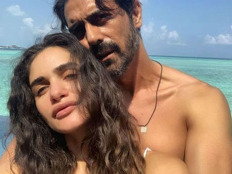 ಮದುವೆಯಾಗದೆ ತಂದೆಯಾದ ಬಾಲಿವುಡ್ ನಟ