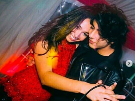 ಶಾರೂಖ್ ಖಾನ್ ಪುತ್ರ ಡೇಟಿಂಗ್ ಮಾಡ್ತಿರುವ ಹುಡುಗಿ ಅವಳಲ್ಲ, ಇವಳು.!