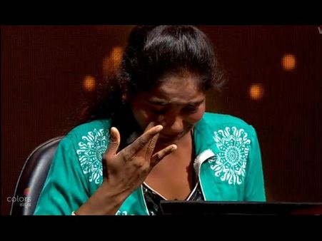 ಕೋಟ್ಯಧಿಪತಿ ಸೆಟ್ ನಲ್ಲಿ ಕಣ್ಣೀರು ಹಾಕಿದ ಯುವತಿ ರೇಣುಕಾ