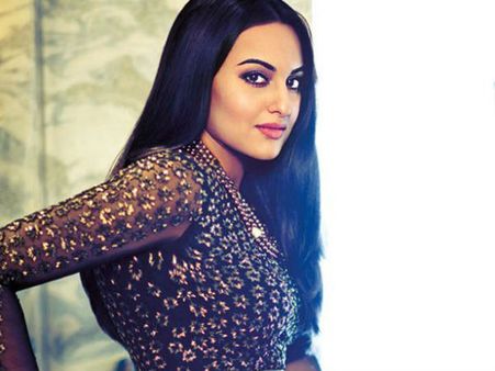 'ದಬಾಂಗ್' ನಟಿ ಸೋನಾಕ್ಷಿ ವಿರುದ್ಧ ವಂಚನೆ ಆರೋಪ