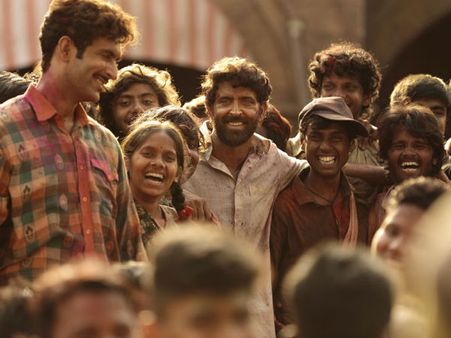 100 ಕೋಟಿಯ ಅಧಿಪತಿಯಾದ ಹೃತಿಕ್ ರೋಷನ್