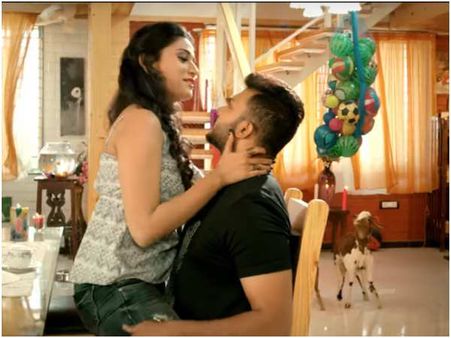 ಲಿಪ್ ಲಾಕ್ ಸೀನ್ ಮಾಡಿದ ಮನೋರಂಜನ್ ರವಿಚಂದ್ರನ್