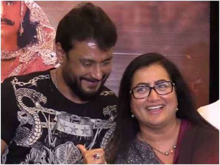 'ಕುರುಕ್ಷೇತ್ರ' ಚಿತ್ರ ನೋಡಿ ಸುಮಲತಾ, ದರ್ಶನ್ ಬಗ್ಗೆ ಹೇಳಿದ್ದು ಹೀಗೆ