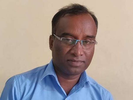 ದಿಡಗೂರು 'ಹನುಮ ಭಕ್ತ'ನ ಕೈಬರಹದಲ್ಲಿ ಹುಟ್ಟಿದ್ದು 1500 ಗೀತೆಗಳು