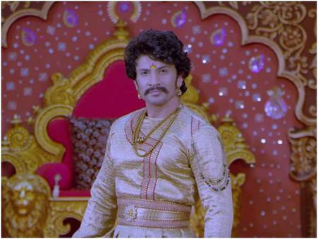 Randhawa Review : ಗೂಬೆಯ ಜೊತೆ ಆಟ.. ಭೂತದ ಹುಡುಕಾಟ..