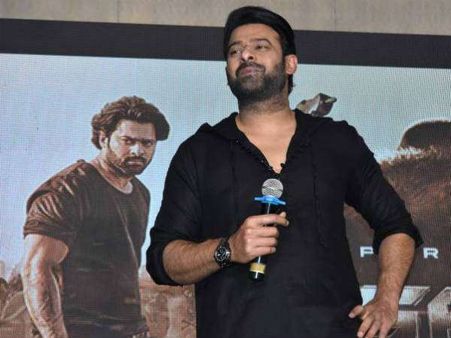 ಸಂಪೂರ್ಣೇಶ್ 2 ಲಕ್ಷ ಕೊಟ್ರು, ಉತ್ತರ ಕರ್ನಾಟಕಕ್ಕೆ ನೀವೇನು ಕೊಟ್ರಿ? ಪ್ರಭಾಸ್ ಹೇಳಿದ್ದೇನು?