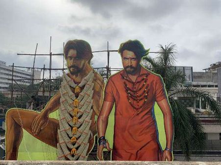 'ಪೈಲ್ವಾನ್' ನೋಡಿ ಸ್ಯಾಂಡಲ್ ವುಡ್ ಸ್ಟಾರ್ಸ್ ಹೇಳಿದ್ದೇನು?