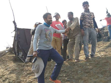 'ಕೆಜಿಎಫ್ 2' ತಂಡಕ್ಕೆ ಬೇಡಿಕೆ ಇಟ್ಟ ಯಶ್ ಅಭಿಮಾನಿಗಳು