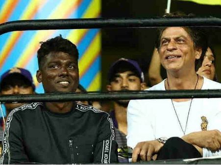 ಶಾರುಖ್ ಬಿಟ್ಟು ಮತ್ತೊಬ್ಬ ಸ್ಟಾರ್ ನಟನ ಕೈ ಹಿಡೀತಾರಾ ನಿರ್ದೇಶಕ ಅಟ್ಲೀ