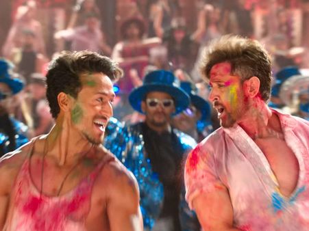 ಕಲೆಕ್ಷನ್ ನಲ್ಲಿ ದಾಖಲೆ ನಿರ್ಮಿಸಿದ ಹೃತಿಕ್ ಮತ್ತು ಟೈಗರ್ 'ವಾರ್'