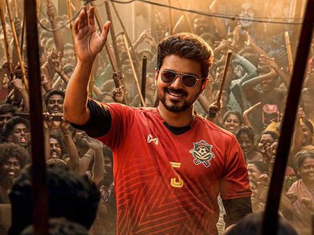 'ಬಿಗಿಲ್' ಮಧ್ಯರಾತ್ರಿ ಶೋ ರದ್ದು: ಬೆಂಕಿಯಿಟ್ಟು ವಿಜಯ್ ಅಭಿಮಾನಿಗಳು ಆಕ್ರೋಶ