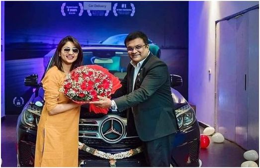 ದುಬಾರಿ ಕಾರ್ ಖರೀದಿ ಮಾಡಿದ ಡಿಂಪಲ್ ಕ್ವೀನ್ ರಚಿತಾ