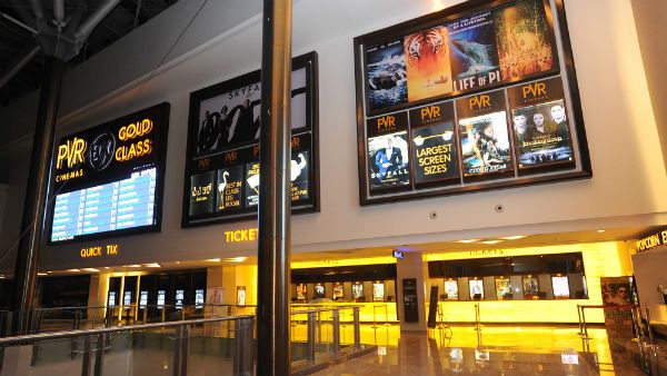 'ಅವನೇ ಶ್ರೀಮನ್ನಾರಾಯಣ' ಸಿನಿಮಾ ಪ್ರದರ್ಶನದ ವೇಳೆ ಗಲಾಟೆ