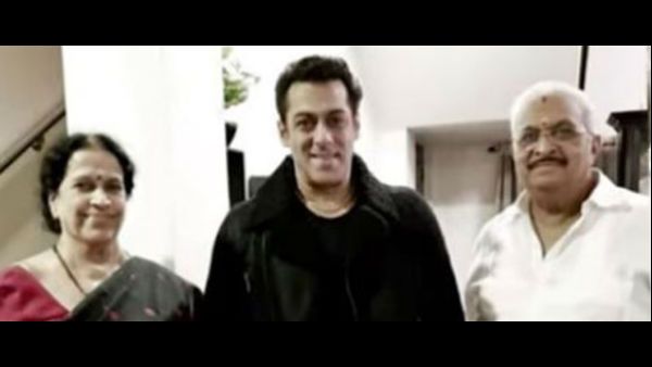 ಕಿಚ್ಚನ ಮನೆಯಲ್ಲಿ ಸಲ್ಮಾನ್ ಪ್ರತ್ಯಕ್ಷ: ಸುದೀಪ್ ಫ್ಯಾಮಿಲಿ ಜೊತೆ ಸಲ್ಲು ಭಾಯ್ ಹರಟೆ