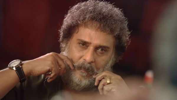 ರವಿಬೋಪಣ್ಣ ಟೀಸರ್: ಕ್ರೇಜಿಸ್ಟಾರ್ ಸ್ಟೈಲಿಶ್, ಕಿಚ್ಚನ ಫ್ಯಾನ್ಸ್ ಗೆ ನಿರಾಸೆ