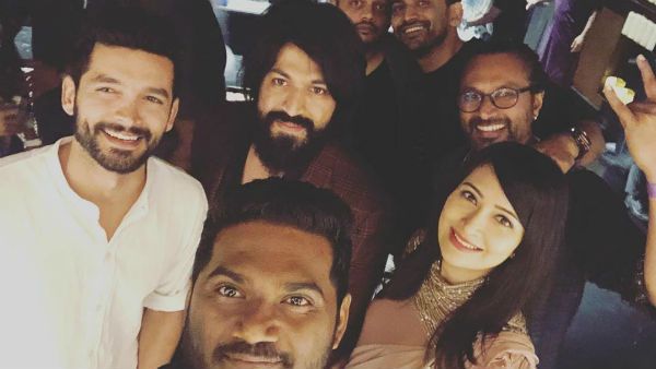 ಚಿತ್ರರಂಗದ ಸ್ನೇಹಿತರೊಂದಿಗೆ ಬರ್ತ್ ಡೇ ಪಾರ್ಟಿ ಮಾಡಿದ ಯಶ್