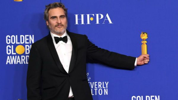 ಗೋಲ್ಡನ್ ಗ್ಲೋಬ್ಸ್ ಪ್ರಶಸ್ತಿ ಪಡೆದ ನಟ ಜೋಕ್ವಿನ್ ಫೋನಿಕ್ಸ್