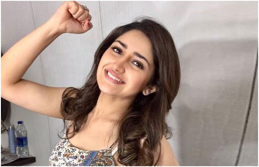 'ರೌಡಿ ಬೇಬಿ'ಯಾದ 'ಯುವರತ್ನ' ನಾಯಕಿ ಸಯ್ಯೇಶಾ