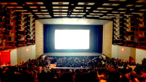 ಇನ್ಮುಂದೆ ಬಸ್‌ ನಿಲ್ದಾಣ, ರೈಲು ನಿಲ್ದಾಣಗಳಲ್ಲಿ ಮಿನಿ ಥಿಯೇಟರ್ ಗಳು.!