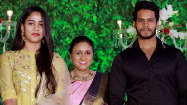 ಇಂದು ನಿಖಿಲ್-ರೇವತಿ ನಿಶ್ಚಿತಾರ್ಥ: ಏಪ್ರಿಲ್ 17 ಕ್ಕೆ ಅದ್ಧೂರಿ ಕಲ್ಯಾಣ.!