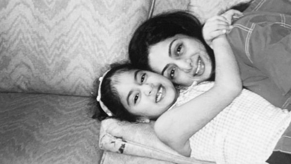 ನಟಿ ಶ್ರೀದೇವಿ ಪುಣ್ಯತಿಥಿ: ಅಮ್ಮನ ನೆನೆದು ಭಾವುಕರಾದ ಮಗಳು ಜಾಹ್ನವಿ