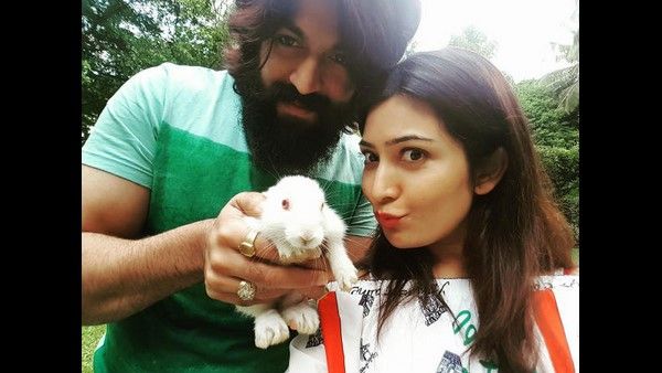 10 ವರ್ಷದ 'ವ್ಯಾಲೆಂಟೈನ್ ಡೇ' ನೆನಪು ಹಂಚಿಕೊಂಡ ರಾಧಿಕಾ ಪಂಡಿತ್