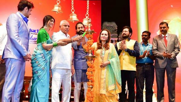 ಬೆಂಗಳೂರು ಅಂತರಾಷ್ಟ್ರೀಯ ಚಿತ್ರೋತ್ಸವಕ್ಕೆ ಅದ್ಧೂರಿ ಚಾಲನೆ ನೀಡಿದ ಸಿಎಂ ಯಡಿಯೂರಪ್ಪ