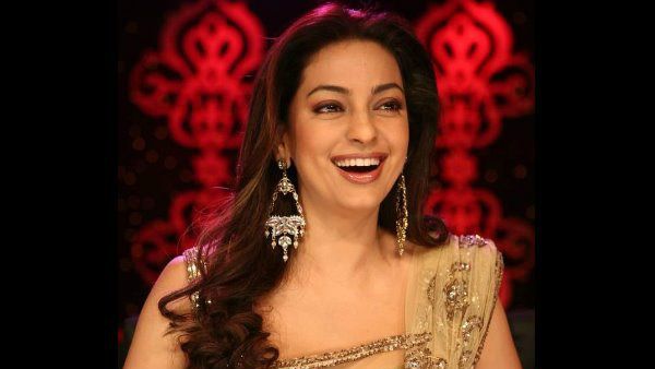 ಕರಿಷ್ಮಾ ಕಪೂರ್ 'ಸ್ಟಾರ್' ಆಗಿದ್ದು ನನ್ನಿಂದಾಗಿ ಎಂದ ಜೂಹಿ ಚಾವ್ಲಾ