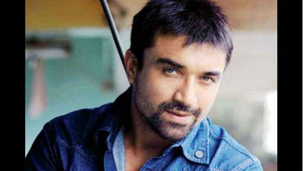 ಫೇಸ್‌ಬುಕ್ ಲೈವ್‌ನಲ್ಲಿ ಆಕ್ಷೇಪಾರ್ಹ ಹೇಳಿಕೆ: ಬಾಲಿವುಡ್ ನಟ ಅಜಾಜ್ ಖಾನ್ ಬಂಧನ