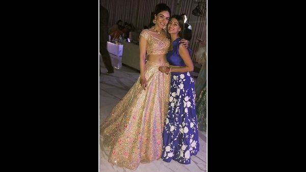 ಬಾಲಿವುಡ್ ನಿರ್ಮಾಪಕನ ಅವಳಿ ಹೆಣ್ಣುಮಕ್ಕಳಿಬ್ಬರಿಗೂ ಕೊರೊನಾ ಪಾಸಿಟಿವ್!