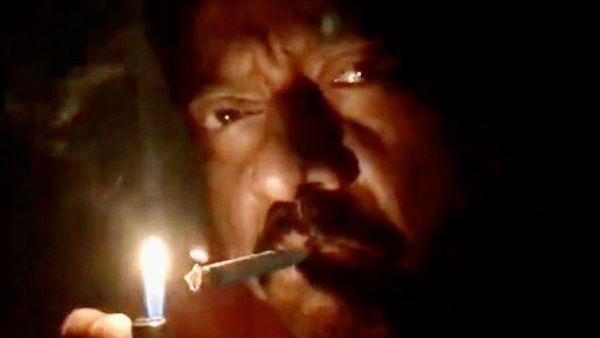 ದೀಪ ಹಚ್ಚಿ ಎಂದರೆ ಸಿಗರೇಟ್ ಹಚ್ಚಿ ವಿವಾದ ಸೃಷ್ಟಿಸಿದ ನಿರ್ದೇಶಕ ರಾಮ್ ಗೋಪಾಲ್ ವರ್ಮಾ