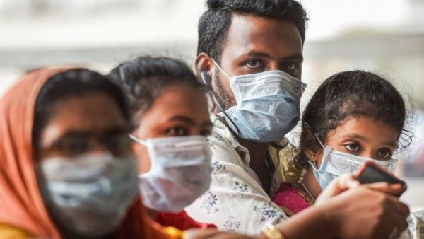 ಕೊರೊನಾ ಯೋಧರಿಗೆ ತನ್ನ ಎಂಟು ಹೋಟೆಲ್ ಬಿಟ್ಟುಕೊಟ್ಟ ಖ್ಯಾತ ನಿರ್ದೇಶಕ