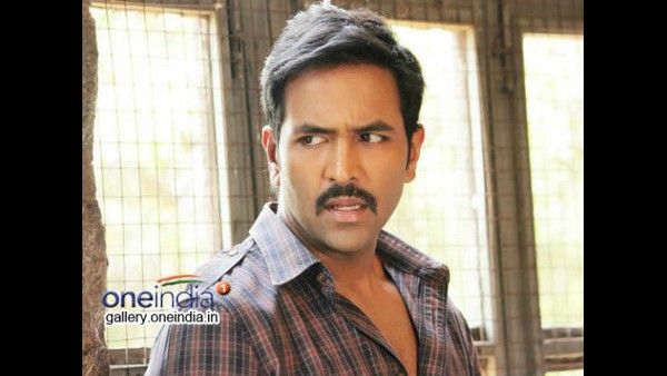 ಹೆಂಡತಿ ಮಕ್ಕಳು ಬೇರೆ ದೇಶದಲ್ಲಿದ್ದಾರೆ ಎಂದು ಭಾವುಕರಾದ ವಿಷ್ಣು ಮಂಚು