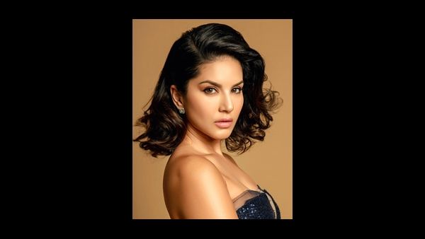 ಅಮೆರಿಕದಲ್ಲಿರುವ ಸನ್ನಿ ಲಿಯೋನ್‌ಳ ಅರಮನೆಯಂತಹ ಮನೆಯ ನೋಡಿ