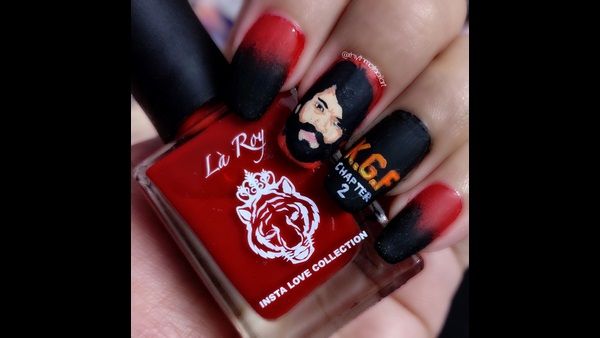 ನೈಲ್ ಪಾಲಿಶ್‌ನಲ್ಲಿ ಮೂಡಿದ ಯಶ್, ಕೆಜಿಎಫ್ 2: ದೆಹಲಿ ಯುವತಿಯ ಅಭಿಮಾನ ಪ್ರದರ್ಶನ