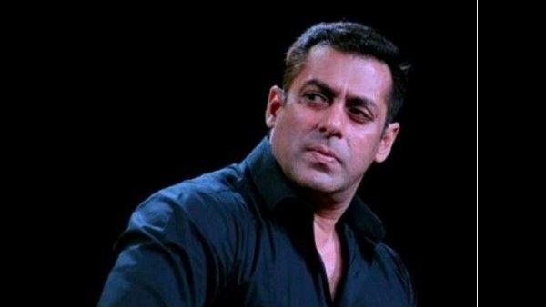 ಸಲ್ಮಾನ್ ಖಾನ್ ಹಣ ಹಂಚುತ್ತಿದ್ದಾರೆಂದು ಮುಗಿಬಿದ್ದ ಜನ, ಪೊಲೀಸರಿಗೆ ತಲೆನೋವು