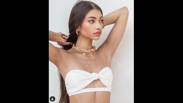 ಬಿಕಿನಿ ತೊಟ್ಟ ಮಾಡೆಲ್‌ ಗೆ ಅತ್ಯಾಚಾರ ಬೆದರಿಕೆ ಹಾಕಿದ ಮಹಿಳೆ!